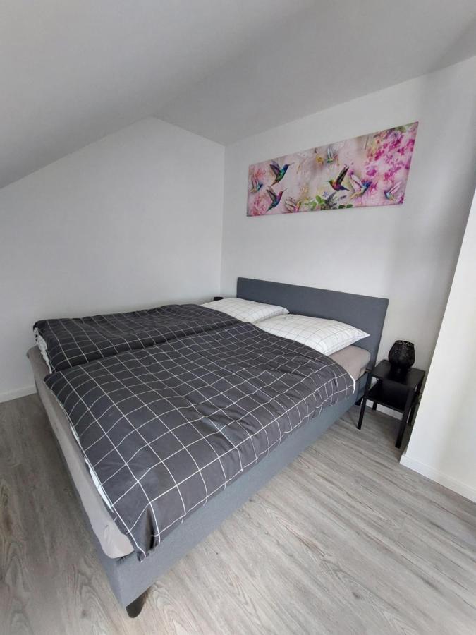 Ferienwohnung Uljana Schweich Ngoại thất bức ảnh