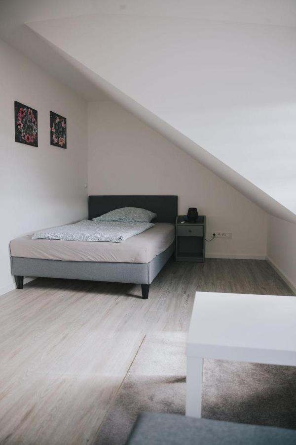 Ferienwohnung Uljana Schweich Ngoại thất bức ảnh