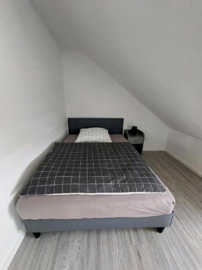 Ferienwohnung Uljana Schweich Ngoại thất bức ảnh