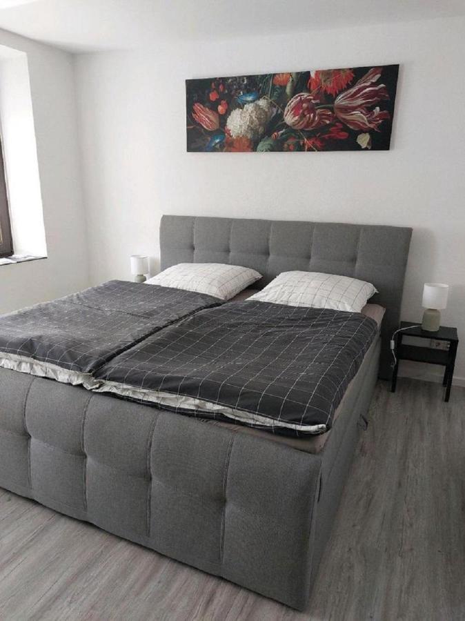 Ferienwohnung Uljana Schweich Ngoại thất bức ảnh